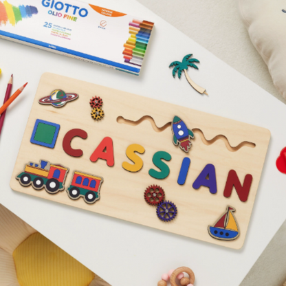 Houten Naampuzzel – Persoonlijk Speel- en Leerbord