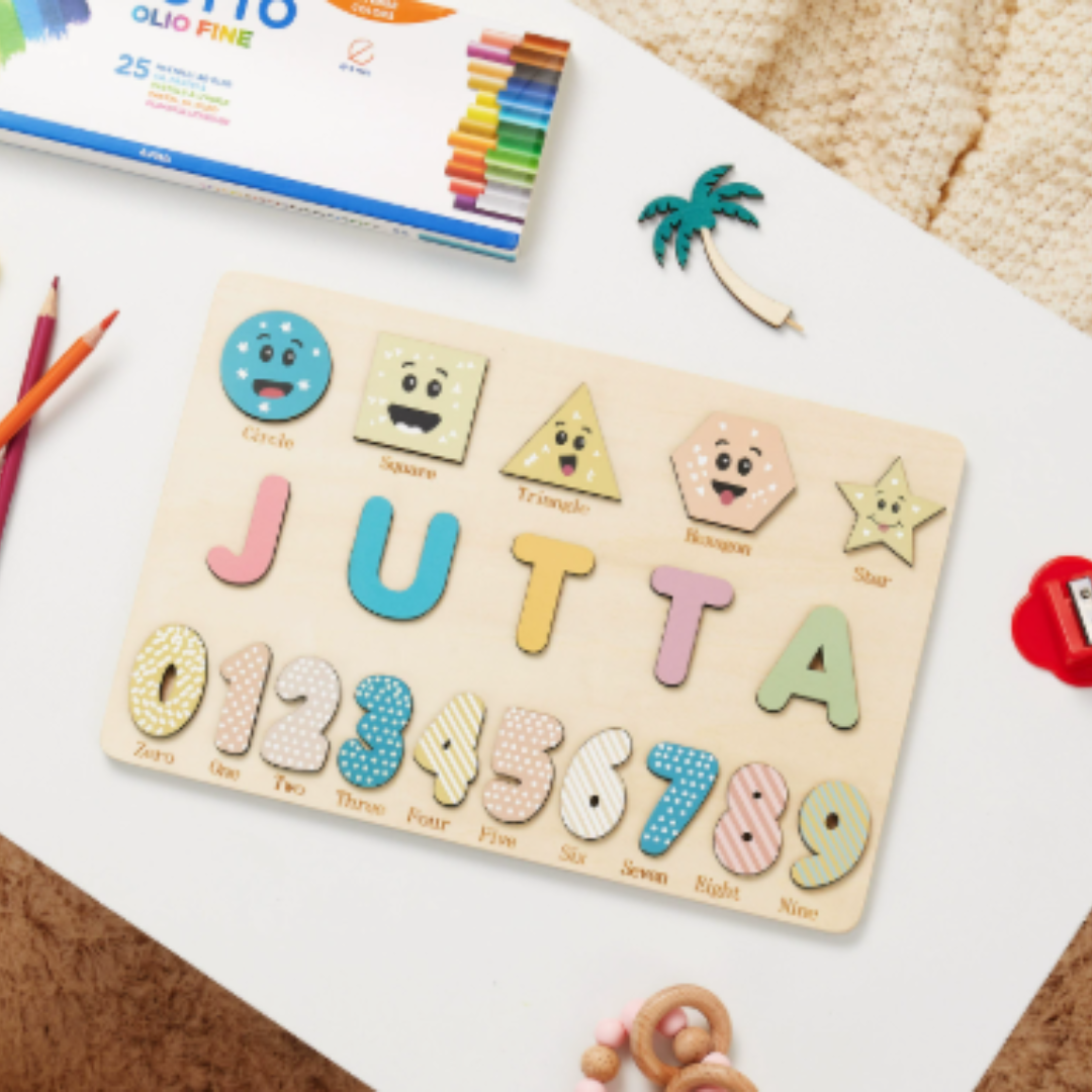 Houten Naampuzzel – Persoonlijk Speel- en Leerbord