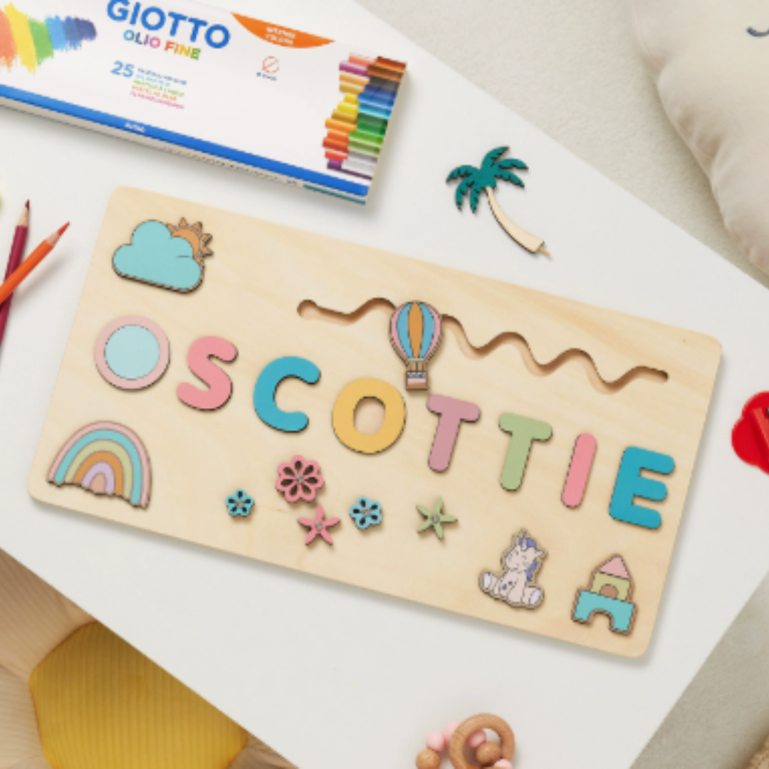 Houten Naampuzzel – Persoonlijk Speel- en Leerbord